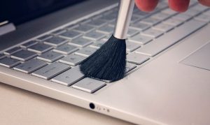 bersihkan-Laptop